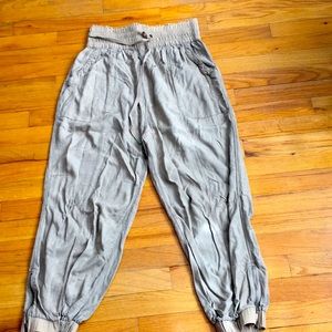 Elastic waist lightweight joggers